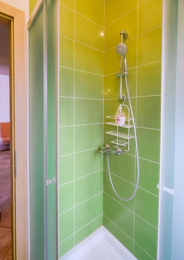 Apartmani Nina Ровинь Экстерьер фото